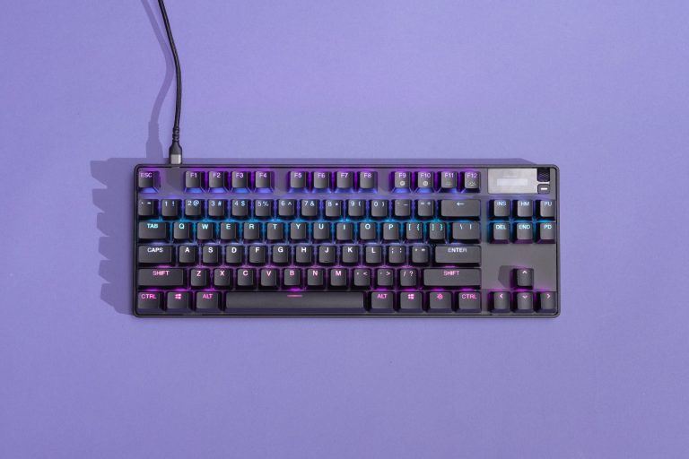 Enhance Your Gaming Setup with the Perfect Gaming Keyboard